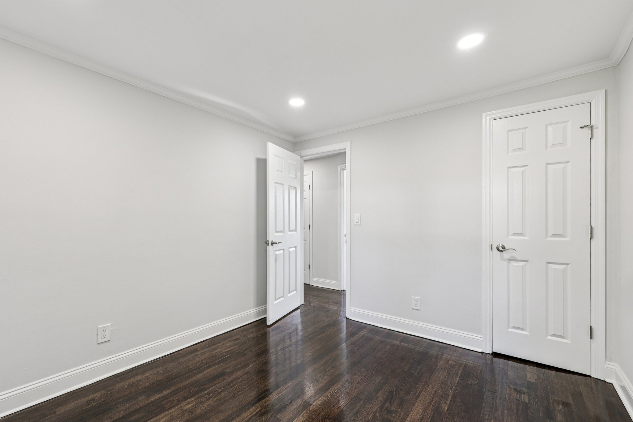 Gallery Photo 8